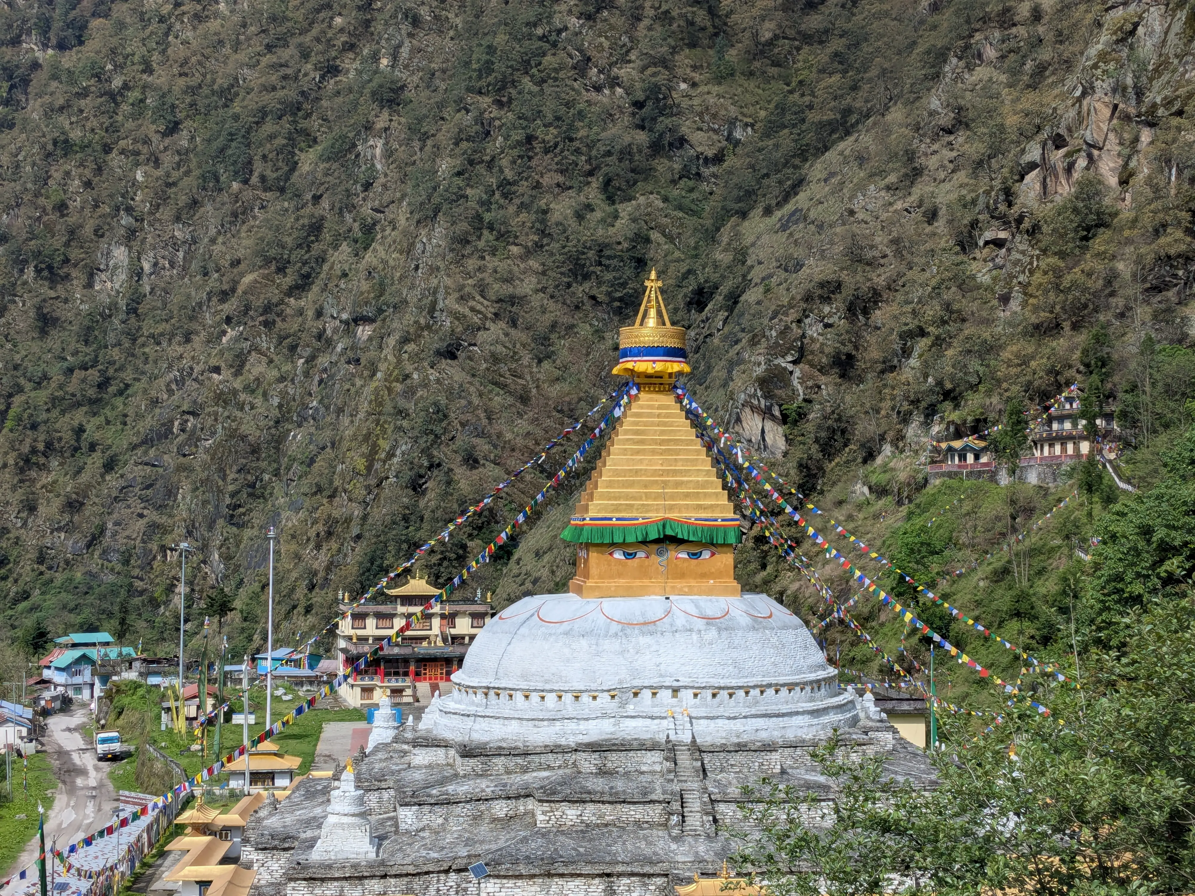 Gorsam chorten, Zemithang