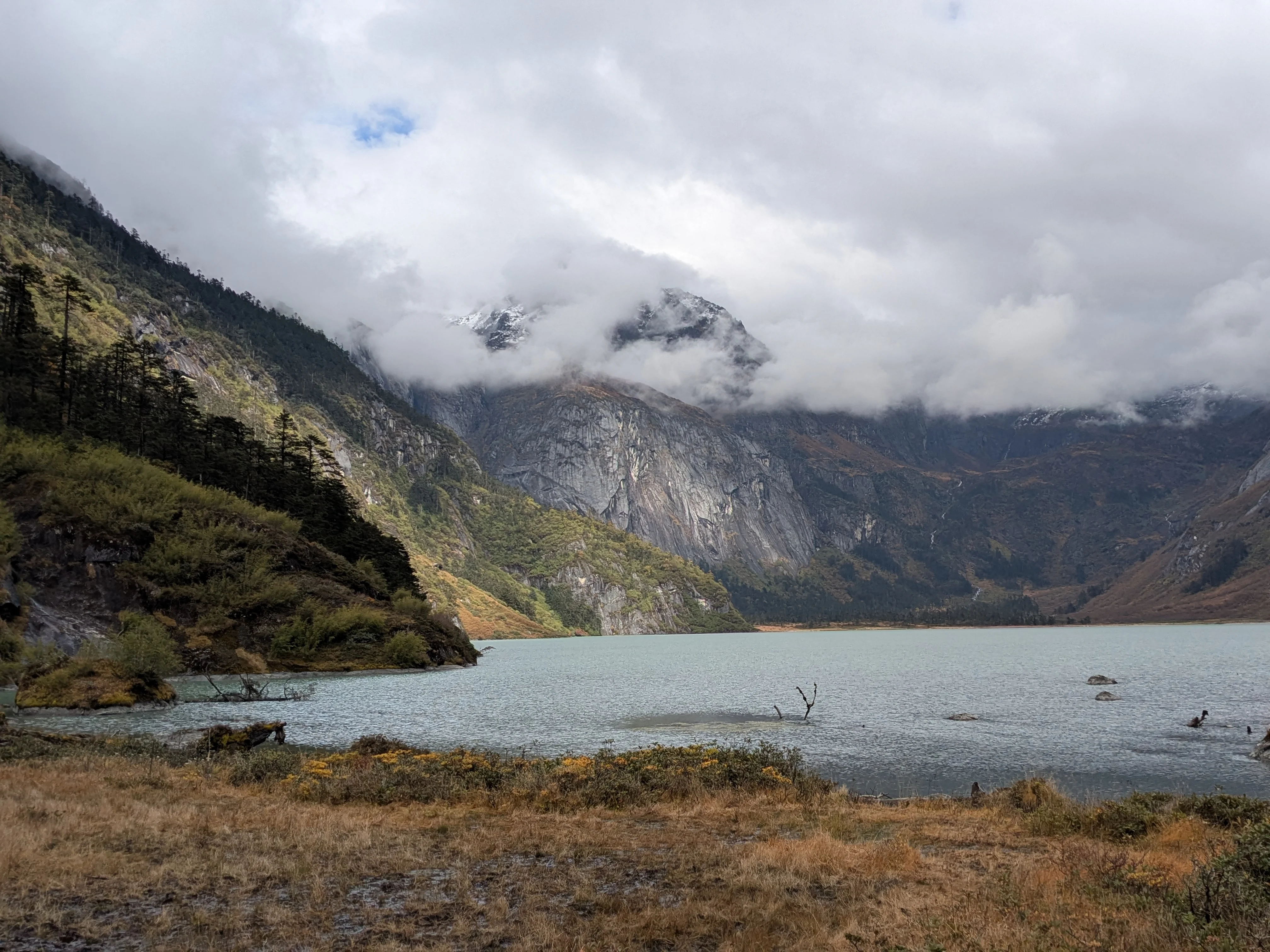 Surreal sights at Lake 4